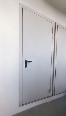 В техническое помещение жилого дома