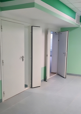 Двери для больницы