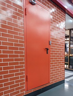 Дверь для кафетерия