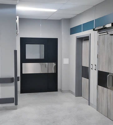 Двери с отбойниками