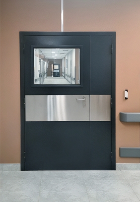 Двери с отбойниками