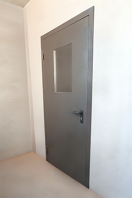 С огнестойким окном