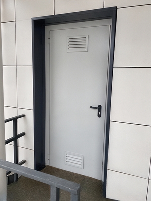 С двумя вентрешетками