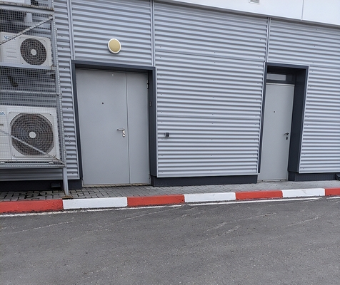 Стальные двери для заправки Стальные двери для заправки