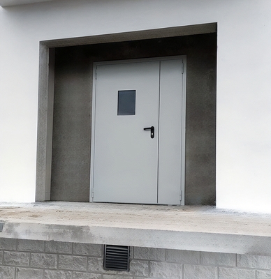 Остекленная дверь (полуторная) Остекленная дверь (полуторная)