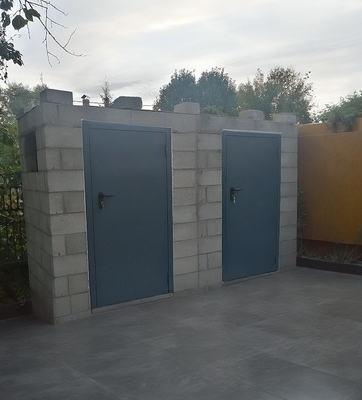 Двери для хозблока