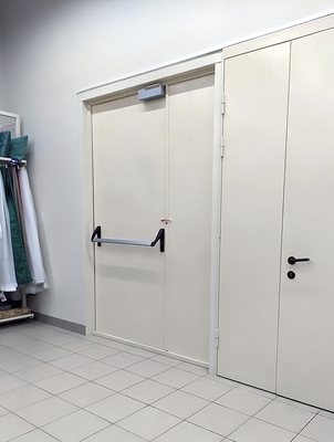 Эвакуационная дверь ei-60