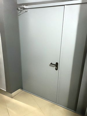 Полуторная дверь с доводчиком Полуторная дверь с доводчиком