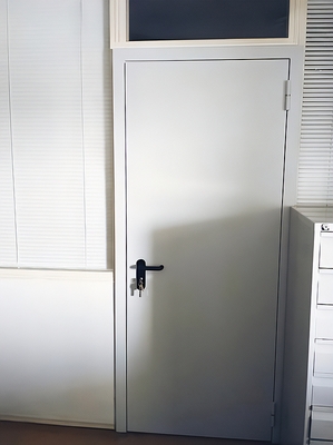 Одностворчатая дверь