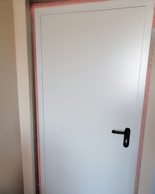 Внутренняя сторона двери