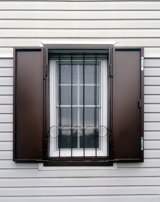 Оконные ставни с двумя створками