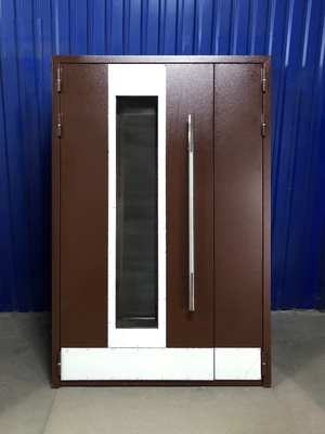 Стальная двустворчатая дверь для подъезда