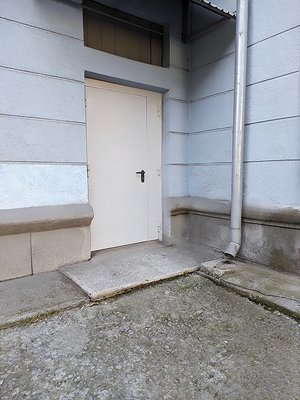 Уличная огнезащитная дверь