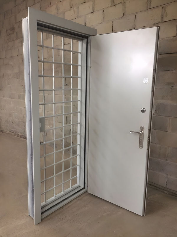 Фото защитных дверей – КХН, КХНС, 3 класс